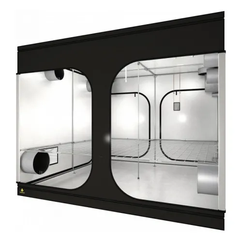 Secret Jardin Dark Room 300 Rev 4.0 (297 x 297 x 217 cm)