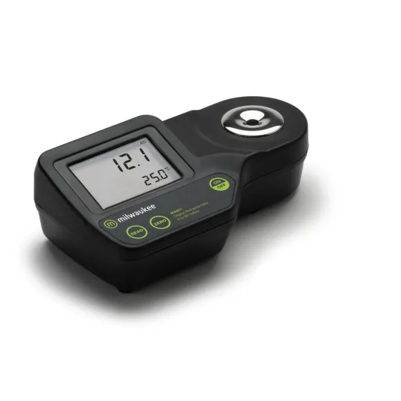 Milwaukee Digitales Refraktometer MA871